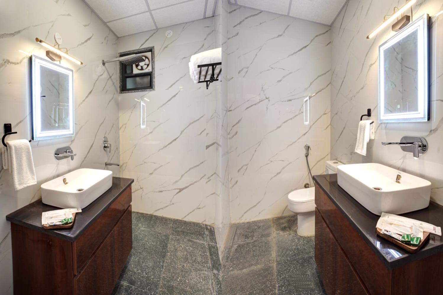 Hotel Elite Grand Near Kailash Hospital Noida Dış mekan fotoğraf