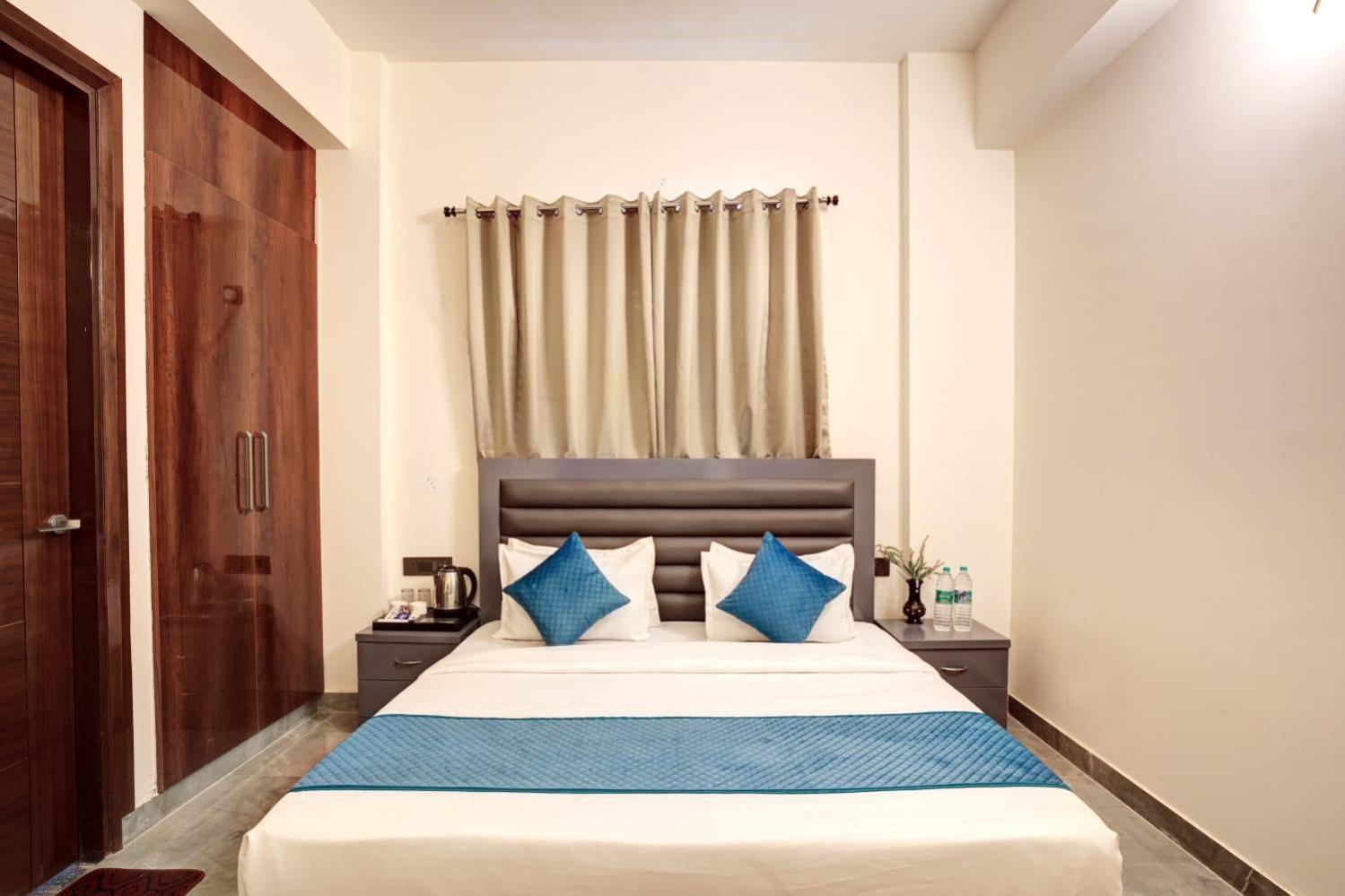 Hotel Elite Grand Near Kailash Hospital Noida Dış mekan fotoğraf