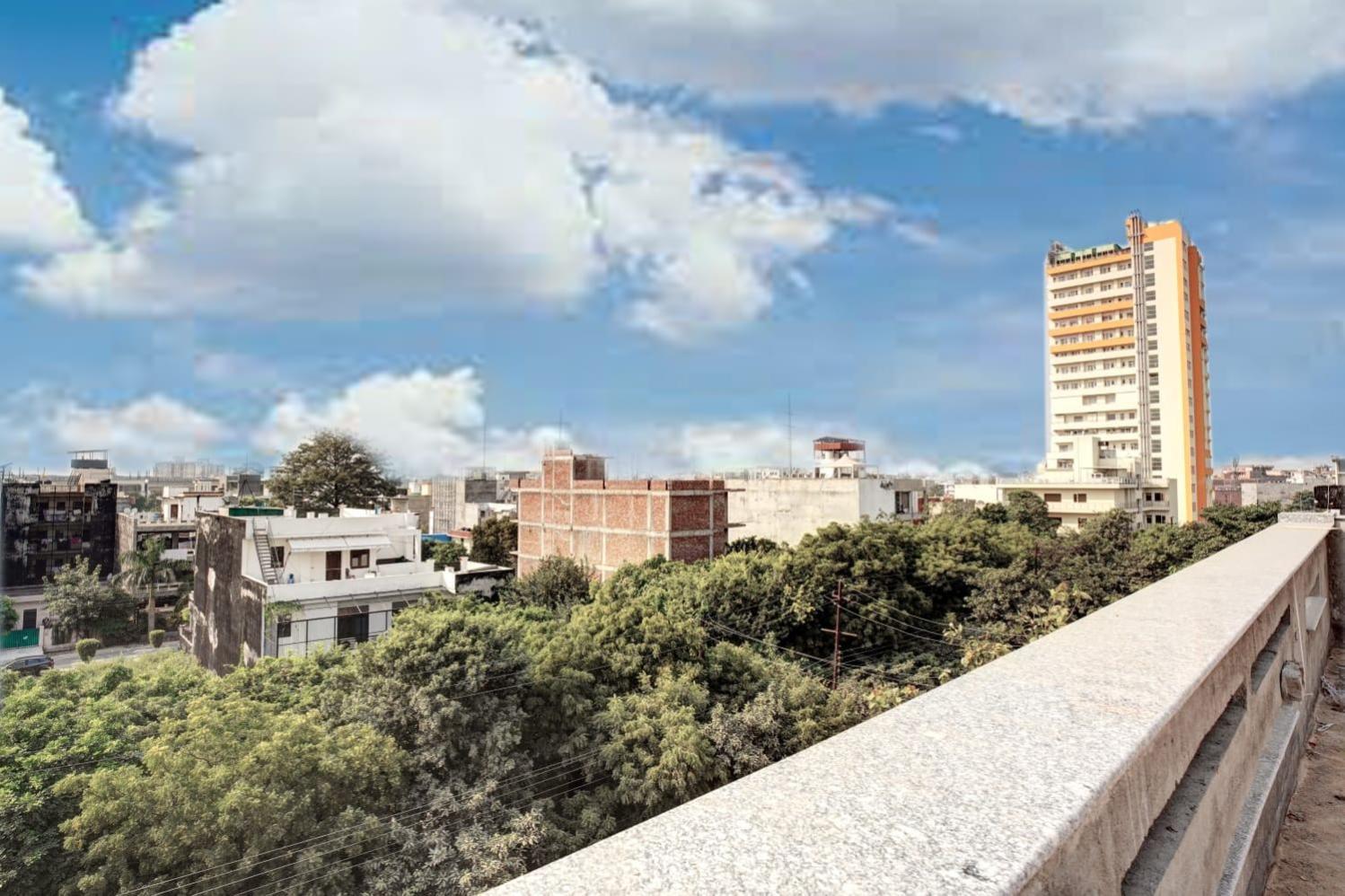 Hotel Elite Grand Near Kailash Hospital Noida Dış mekan fotoğraf