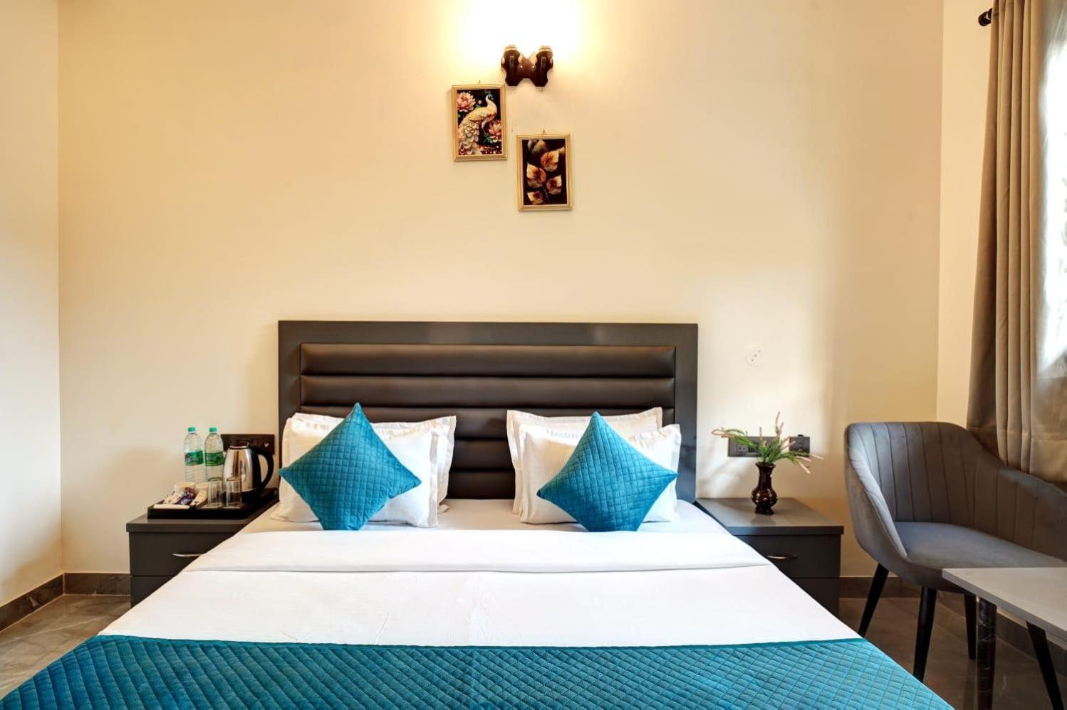 Hotel Elite Grand Near Kailash Hospital Noida Dış mekan fotoğraf