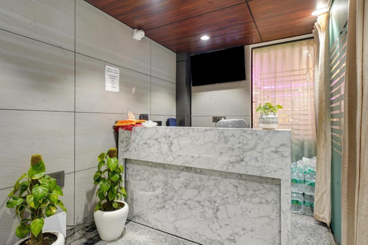 Hotel Elite Grand Near Kailash Hospital Noida Dış mekan fotoğraf